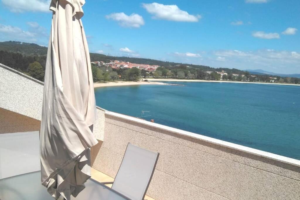 Impresionantes Vistas Al Mar Cerca De Santiago Apartment Boiro Exterior foto
